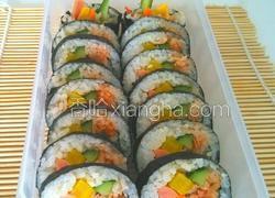 金枪鱼辣白菜紫菜包饭