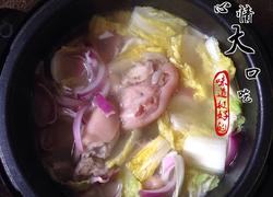 鲜美猪手汤菜