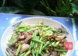 蒜苔炒肉的做法图解10