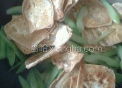 豆腐炒芹菜