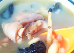 黄豆猪手老火靓汤