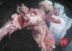 冬季养身猪骨汤的做法图解2