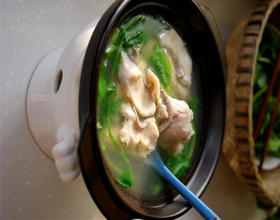 鱼片豌豆尖汤
