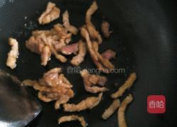 肉丝炒豆腐泡的做法图解3