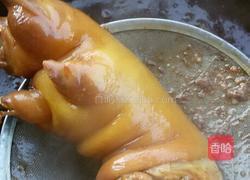酱猪蹄的做法图解2