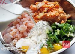 泡菜魔芋虾仁煎饼的做法图解2