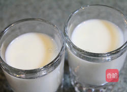 鲜奶酪的做法图解2