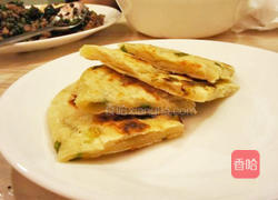 自制葱油饼的做法图解20