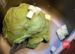 抹茶红豆面包的做法图解4