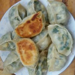 四鲜水晶煎饺。的做法[图]