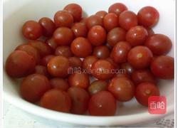 梅汁番茄的做法图解1