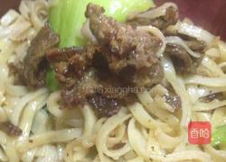 烤肉炒面的做法图解3