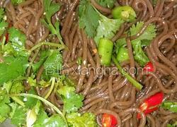 凉拌蕨根粉