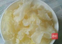 红枣桂圆银耳苟杞粥的做法图解3
