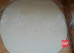 葱花饼。的做法图解2