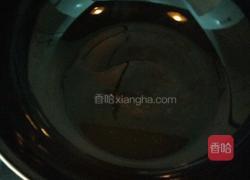 香菇炒肉的做法图解3