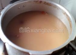 淮山莲子茨实薏米红枣蜜枣猪骨汤