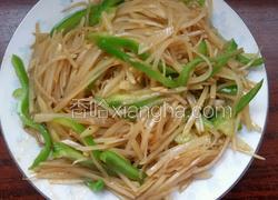 尖椒土豆丝。