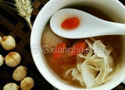 无花果银耳雪梨炖盅