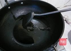 苦瓜炒肉的做法图解2
