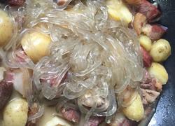 腊肉炖土家红薯粉丝