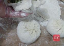 菜包子（芹菜.鸡蛋，豆角粉条）的做法图解7