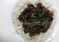 香辣蘑菇炸酱面
