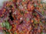 包子（芹菜.胡萝卜.牛肉馅的包子）的做法[图]