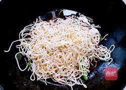 自家豆角焖面的做法图解9