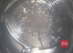 香蕉椰汁红枣西米的做法图解2