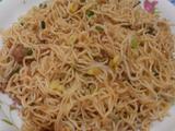 豆芽肉沫炒面的做法[图]
