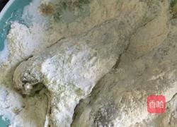 香煎黄花鱼的做法图解2
