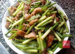 五花肉辣椒炒蒜心的做法图解5