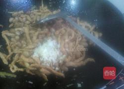 小炒里脊花生的做法图解9