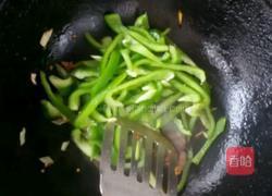 青椒炒肉丝的做法图解7