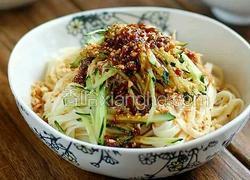 鸡丝凉面