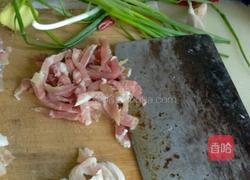 毛豆米肉丝木耳杂炒的做法图解1