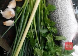 馬拉盞香辣煮魚的做法图解1