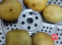香煎土豆饼的做法图解1
