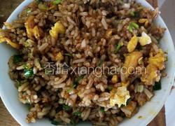 老抽香菜蛋炒饭
