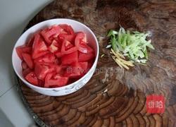 西红柿鸡蛋面的做法图解1