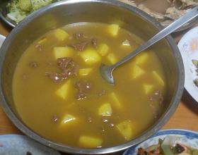 咖喱土豆牛肉汤（简单又美味，就是我照片拍的不美）