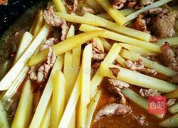 酱香肉片烧土豆条的做法图解6
