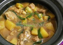 家常土豆排骨煲
