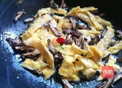 青木瓜炒香菇鸭蛋的做法图解5