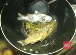 鲫鱼豆腐汤的做法图解7
