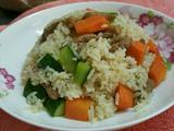 蔬菜肉丁炒饭