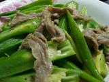 秋葵炒键子肉的做法[图]