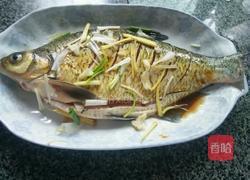红烧鳊鱼的做法图解1