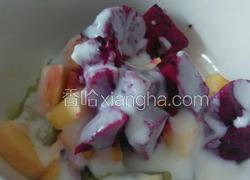 酸奶水果沙拉